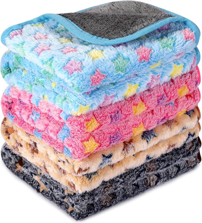 Reginary 4 Pcs Waterproof Guinea Pig Blankets Washable Small Animal Fleece Bedding Absorbent Guinea Pig Cage Liners Reusable Pet Pee Pad Sleep Mat for Hamster Ferret(Star Pattern,24 x 47 Inch)